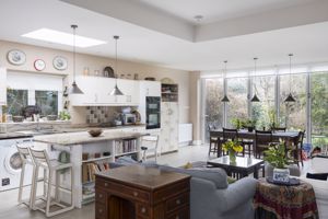 Photo 7- click for photo gallery